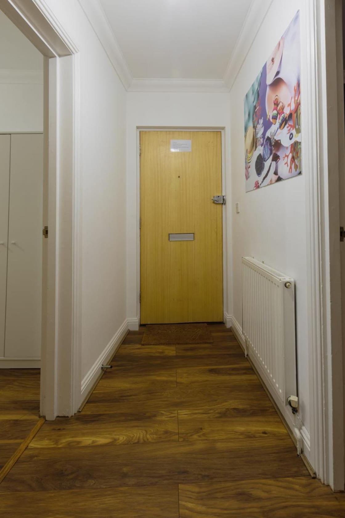 Ocean Waves Apartment Near Bournemouth Beach エクステリア 写真