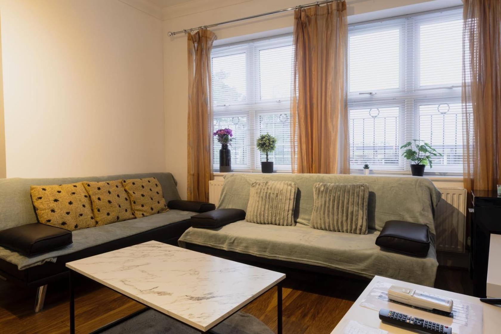 Ocean Waves Apartment Near Bournemouth Beach エクステリア 写真