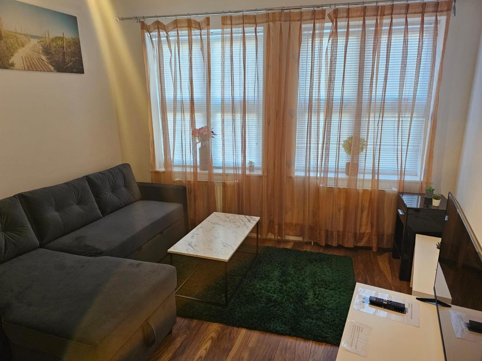 Ocean Waves Apartment Near Bournemouth Beach エクステリア 写真